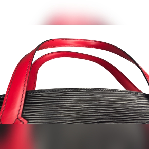 LOUIS VUITTON Epi Bicolor Varenne Hand Bag Black/Red - With COA - Picture 10 of 16